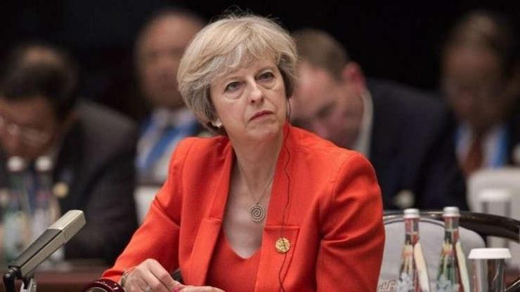 Тереза Мей с минимални шансове да прекара споразумението си с ЕС през британския парламент