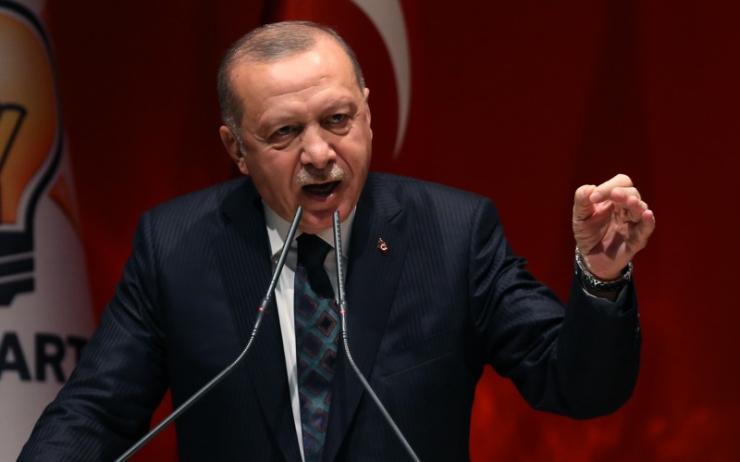 Докъде ще стигне Ердоган, питат се международни наблюдатели