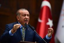 Наглост: Реджеп Ердоган сипе обиди към Макрон, после иска пари от Франция