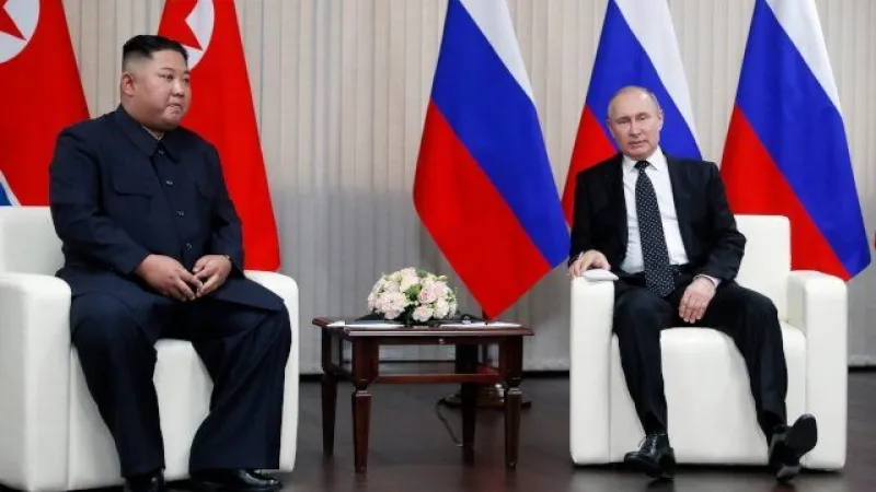 Първата среща на Владимир Путин с Ким Чен-Ун