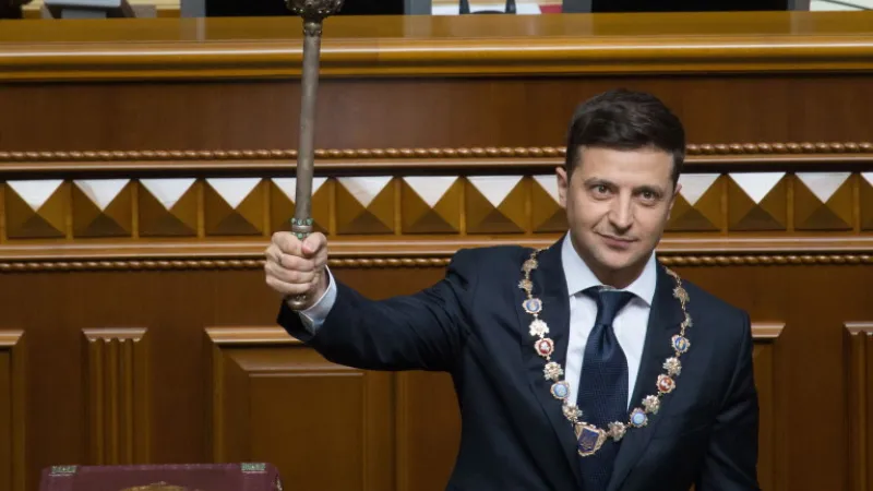 Новият президент Володимир Зеленски: Донбас и Крим са украински земи