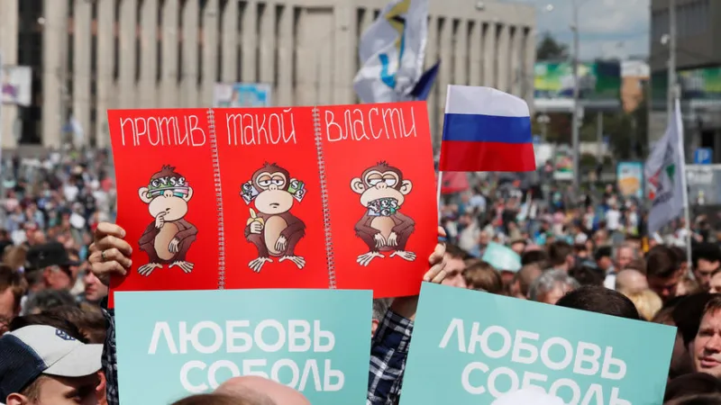 Многохилядна демонстрация подкрепи опозицията в Москва