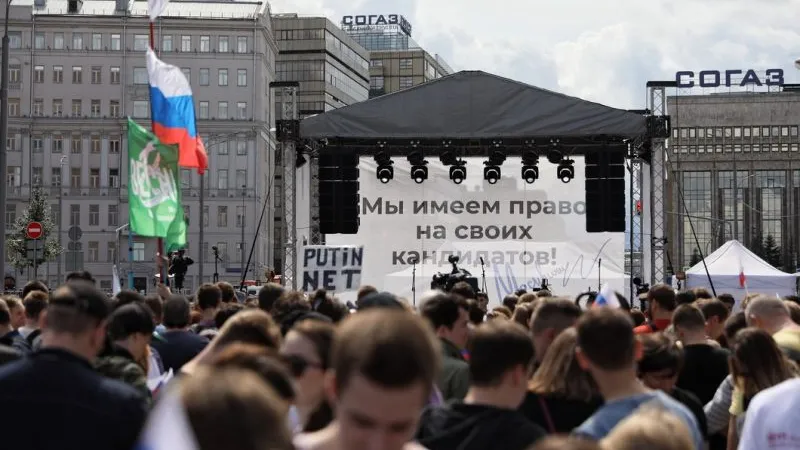 Въпреки репресиите по време на протестите опозицията заби звучен шамар на партията на Путин