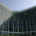 ЕК официално заяви, че няма да разследва възможни злоупотреби с пари на европейските данъкоплатци