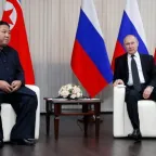 Първата среща на Владимир Путин с Ким Чен-Ун