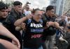 Полоцията в Москва масово арестува протистиращи